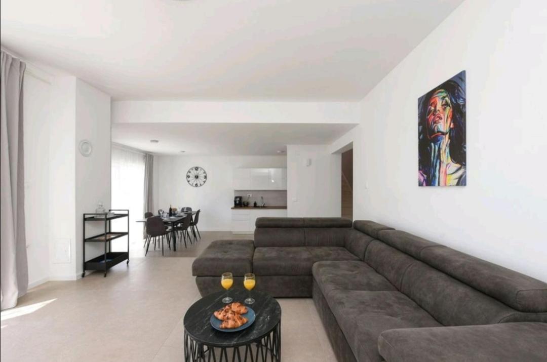 Casa Bianca Lägenhet Privlaka  Exteriör bild